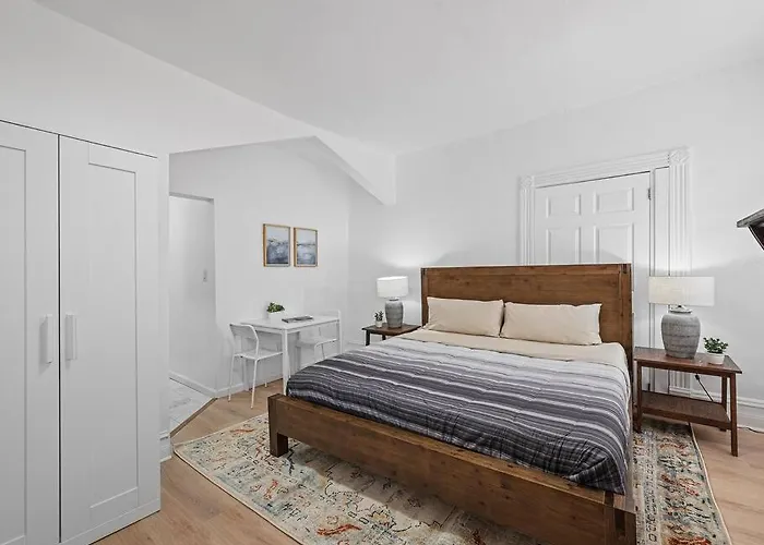 Apartment Shadyside, !4 Stylish And With Free Parking Pittsburgh