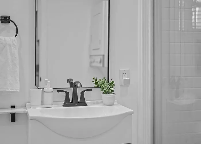 Apartment Shadyside, !4 Stylish And With Free Parking Pittsburgh